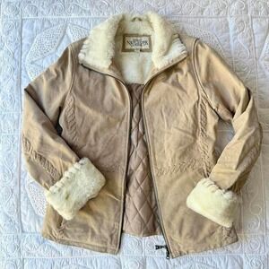 Vintage 100% Leather Faux shearling collar + cuffs. Jacket, Cozy Western Vibes